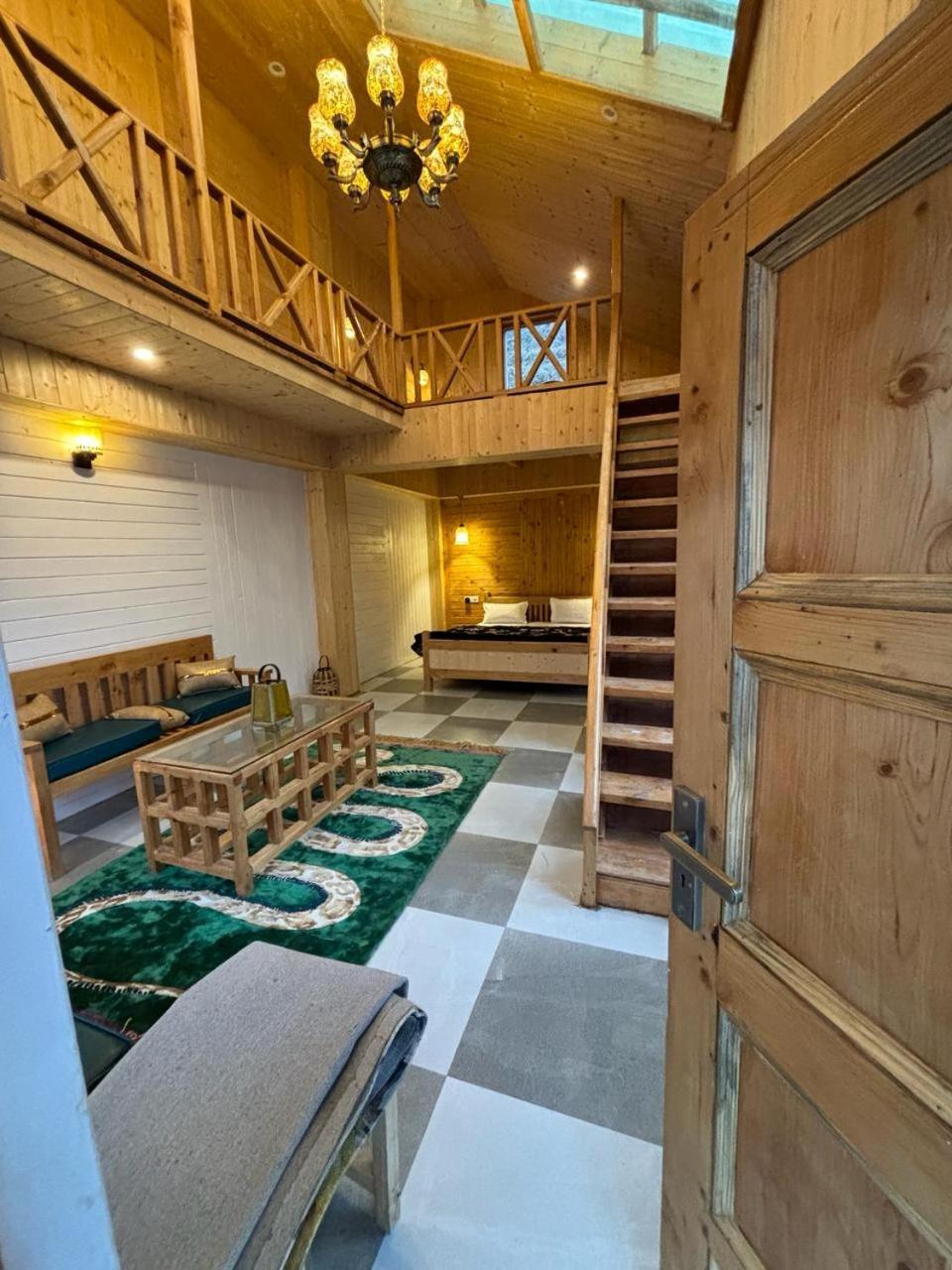 Soho House Apartment Jibhi Exterior photo